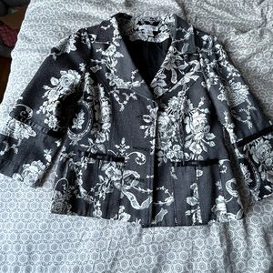 White House Black Market grey floral blazer size 8